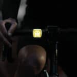 Luz knog blinder Skull delantera